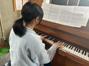 ピアノを楽しんでいます♪